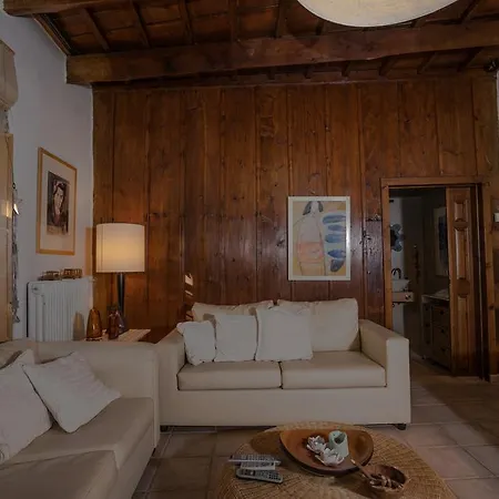 Ferienhaus Mk With Breakfast And Jacuzzi Sárkhos